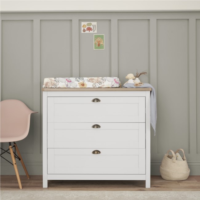 2 Piece Nursery Furniture Set with Cot Bed and Changing Table in White and Oak - Verona - Tutti Bambini