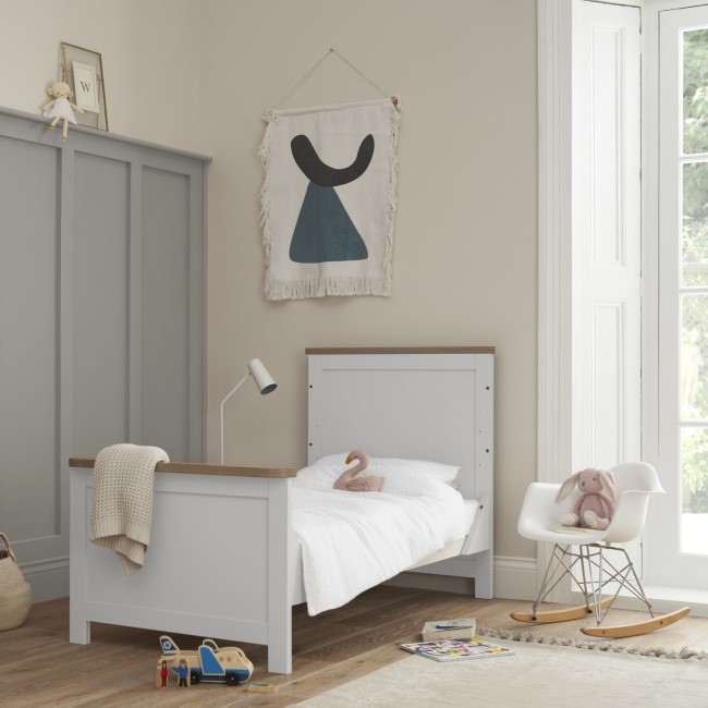 2 Piece Nursery Furniture Set with Cot Bed and Changing Table in White and Oak - Verona - Tutti Bambini