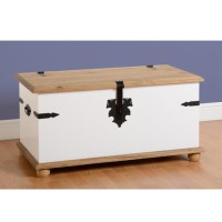 Blanket Box in White & Pine Top - Corona