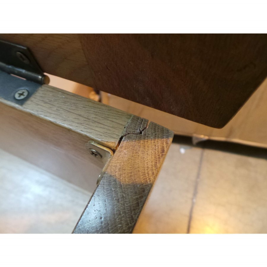 GRADE A3 - Rustic Saxon Oak Blanket Box