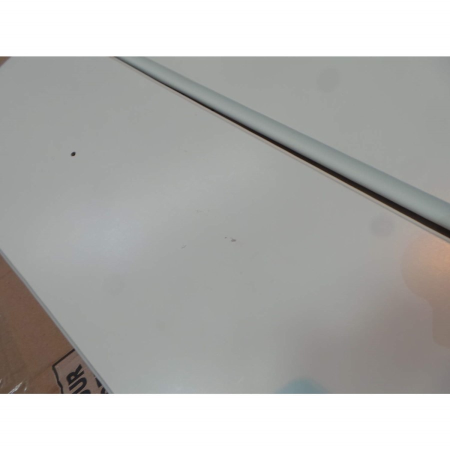 GRADE A2 - Copenhagen 3+2 Drawer Chest In White