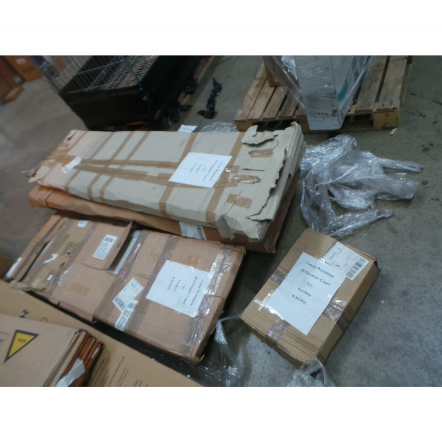 GRADE A2 - Evoque Rectangular High Gloss White TV Unit with Grey High Gloss Detail 