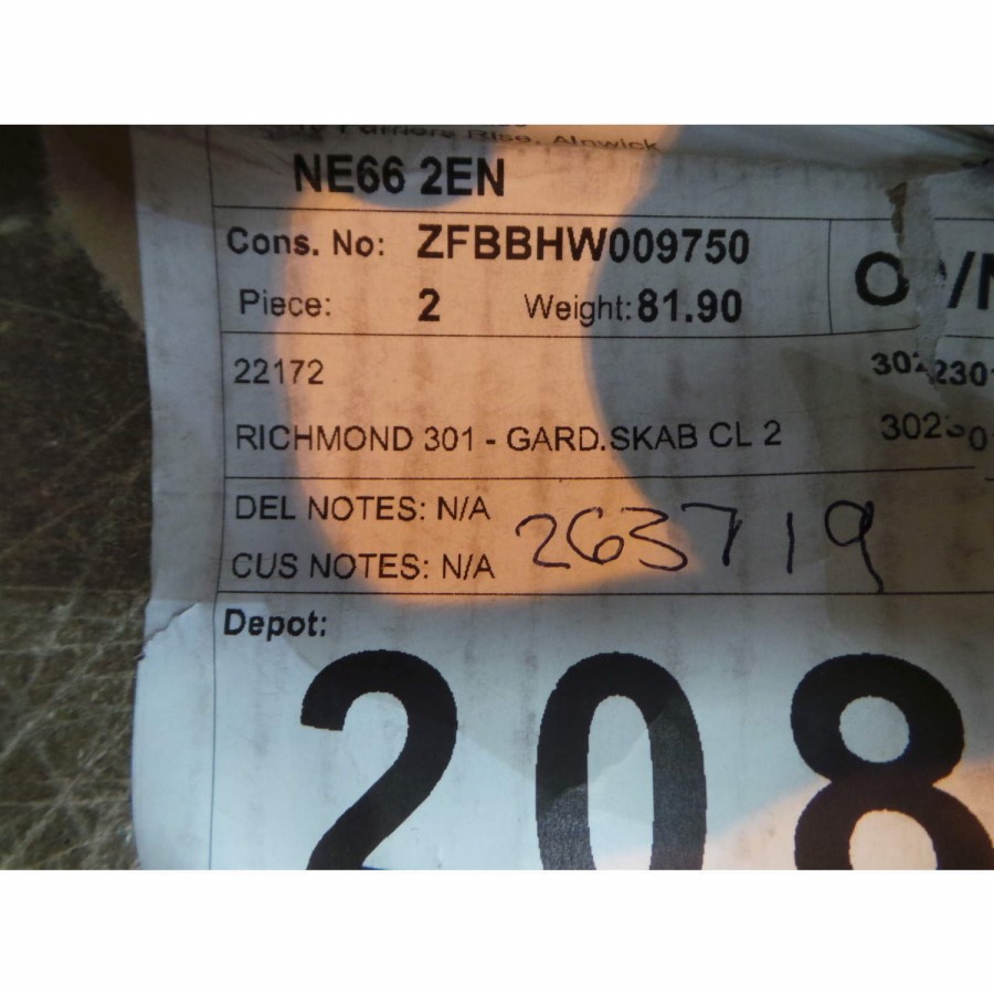 GRADE A2 - Steens Richmond Cream 2 Door Wardrobe