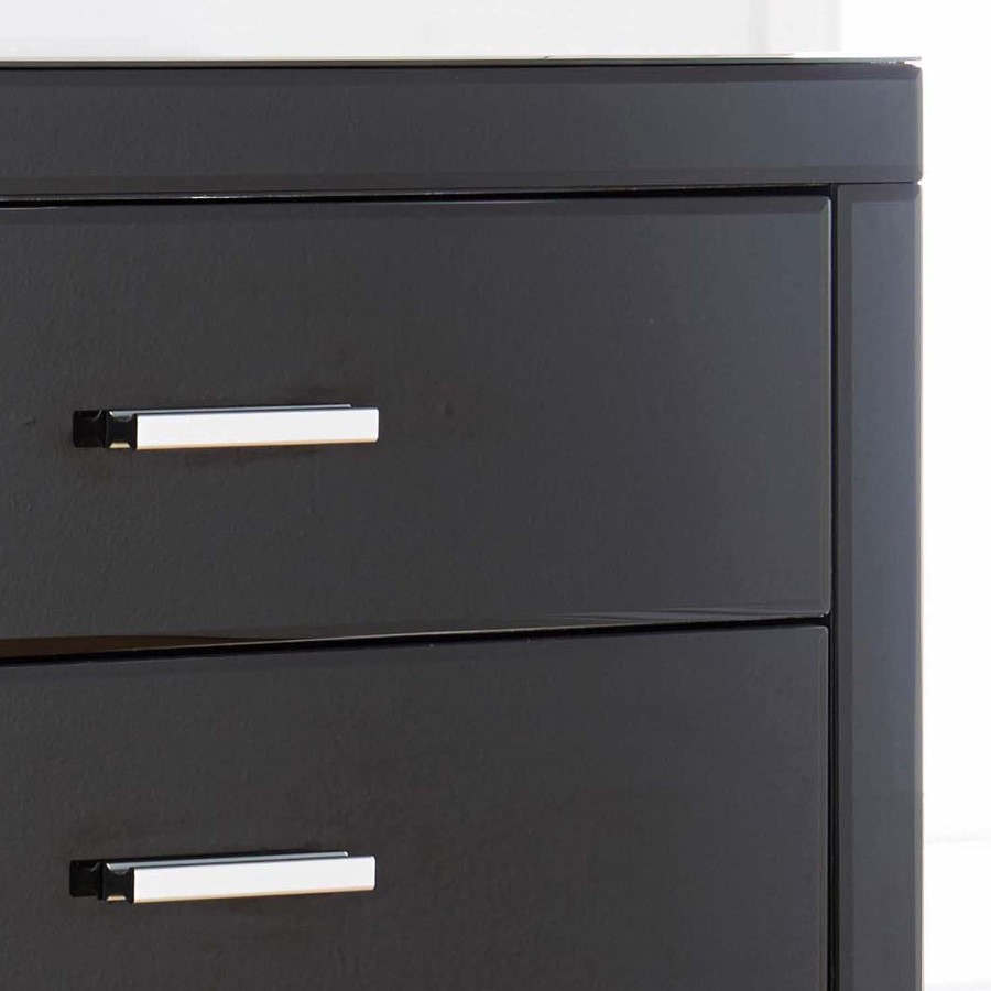 Mountrose Venetian Mirrored 4 Drawer Chest in Black