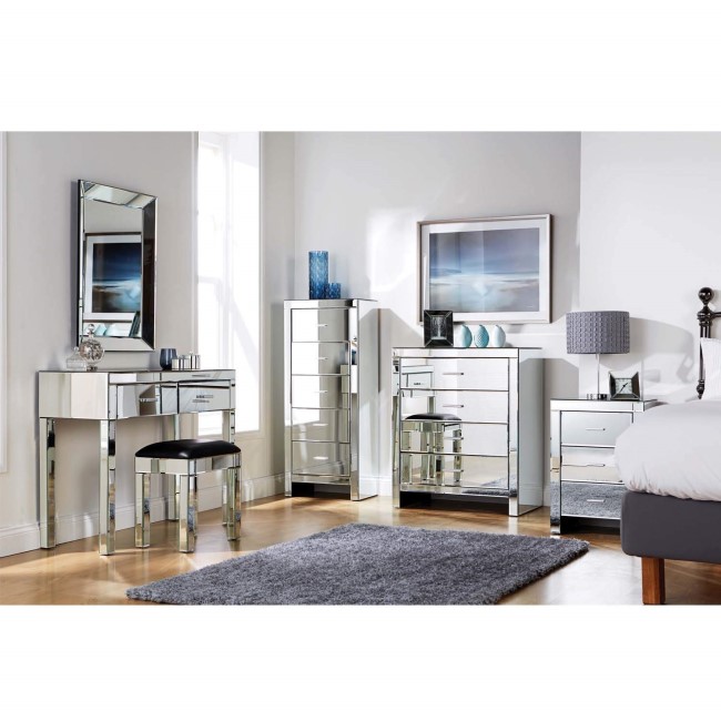 Mountrose Venetian Mirrored 3 Drawer Bedside Table