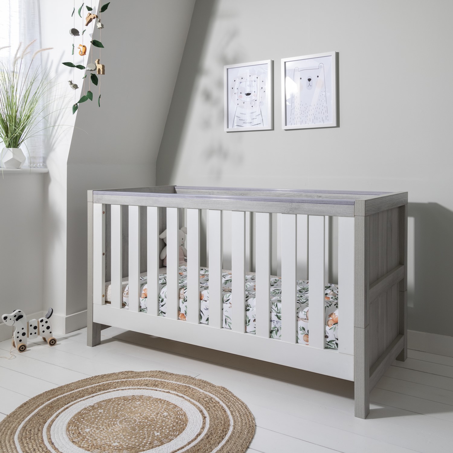 Photo of White and grey convertible 3 in 1 cot bed - modena - tutti bambini