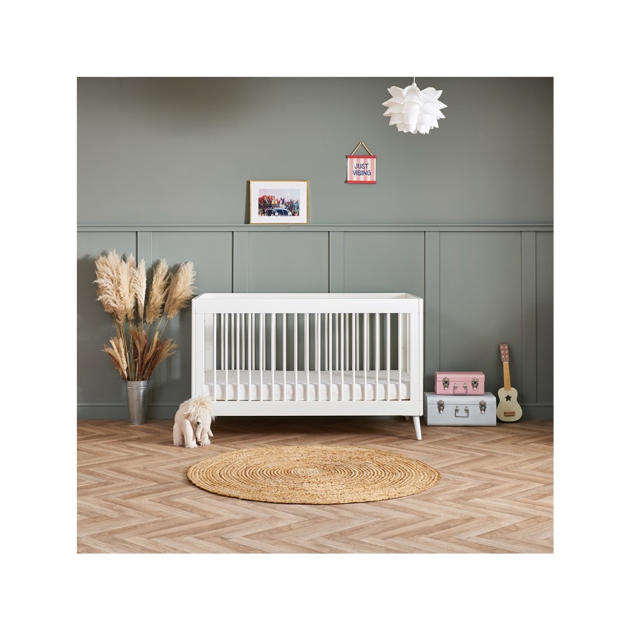 Maya Cot Bed in Nordic White - Obaby
