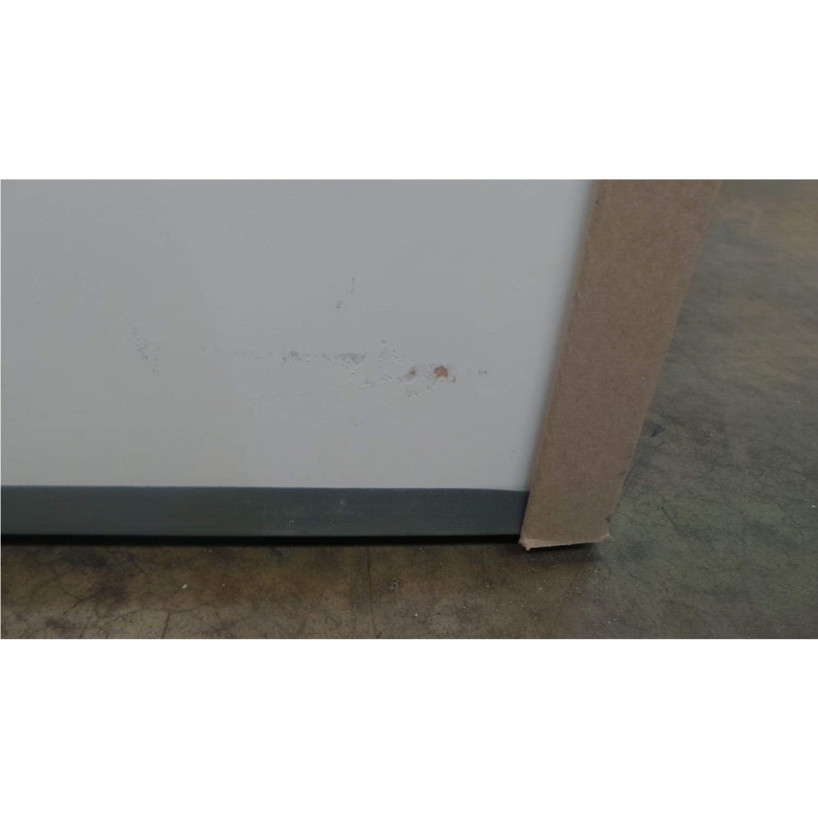 GRADE A2 - One Call Furniture Alpine 3 Door Wardrobe in White Gloss