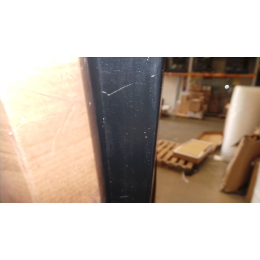 GRADE A2 - Sciae Floyd 38 TV Hifi Unit In Black