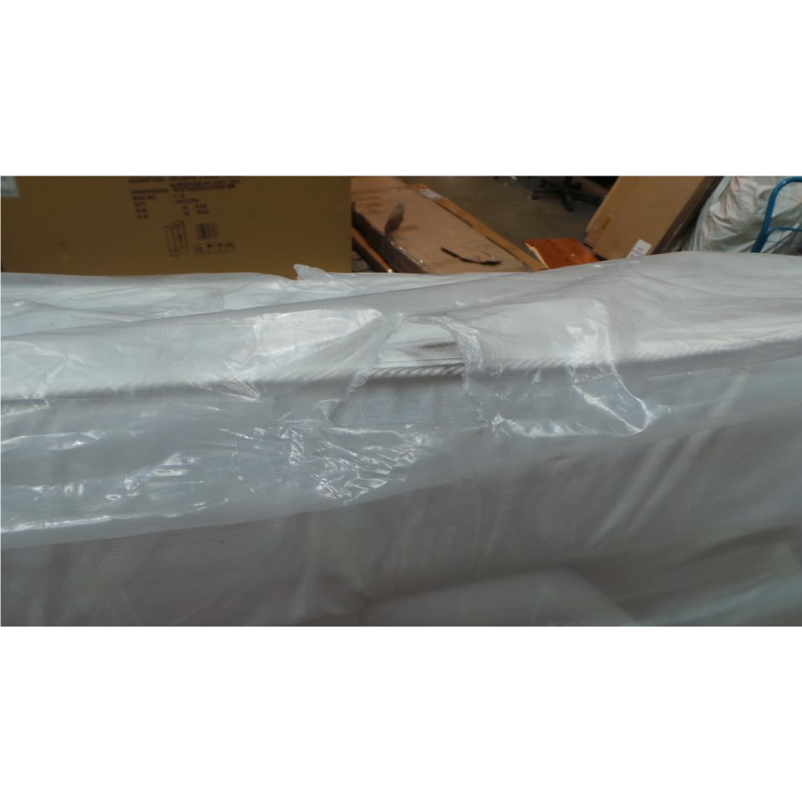 GRADE A3 - Julian Bowen  Deluxe Kingsize Semi-Orthopedic Mattress
