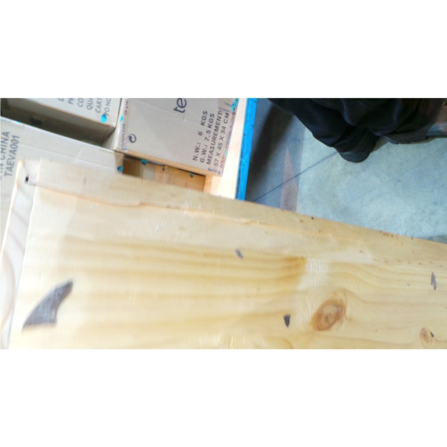 GRADE A2 - Atlantic Solid Light Oak 2+3 Chest of Drawers