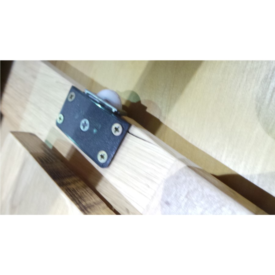 GRADE A2 - Atlantic Sliding Door Solid Light Oak Wardrobe - 1 Hanging Rail