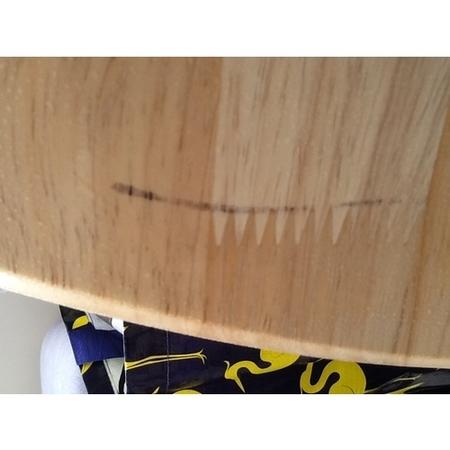 GRADE A2 - Rhode Island Round Drop Leaf Table White/Natural