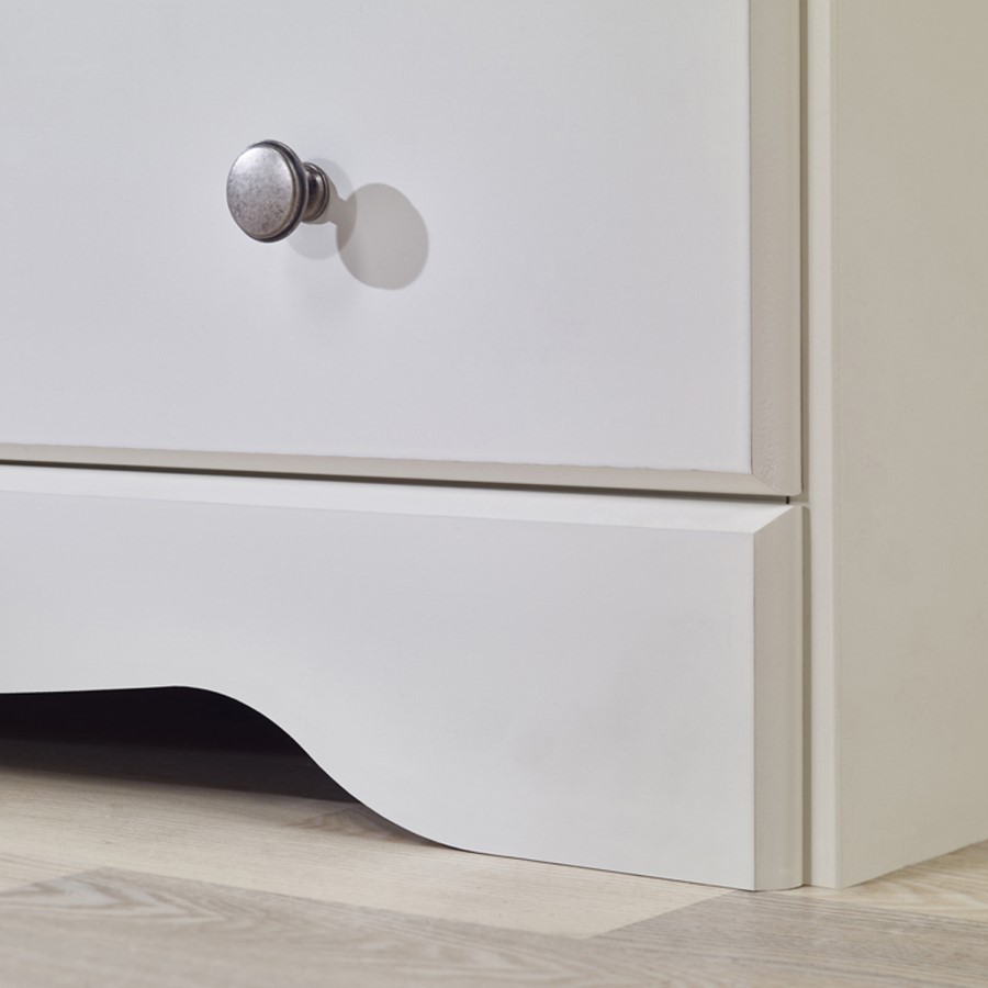 GRADE A2 - Steens Milford Triple Wardrobe in Soft White