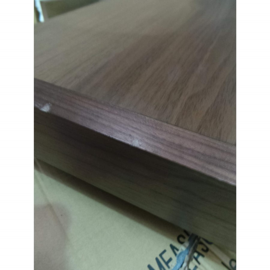 GRADE A2 - Bentley Designs Akita 4-6 Seater Extending Dining Table In Walnut 