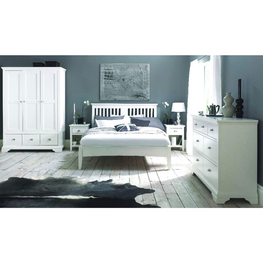 GRADE A2 - Bentley Designs Hampstead White 3 Drawer Bedside Table