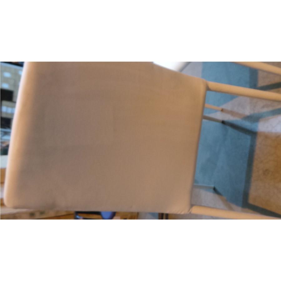GRADE A2 - Julian Bowen Jazz Stacking Chair in White 