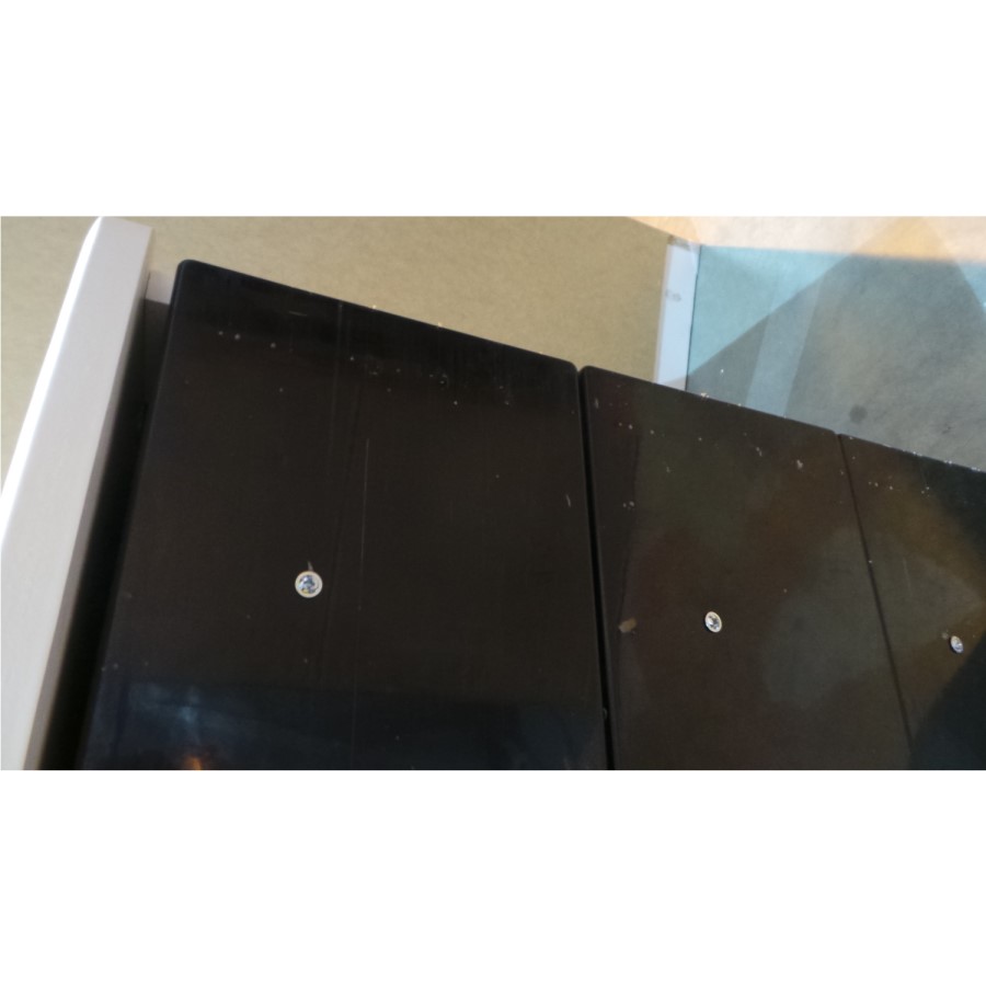 GRADE A2 - Knightsbridge 3 Drawer Bedside Chest in Black High Gloss and White Matt