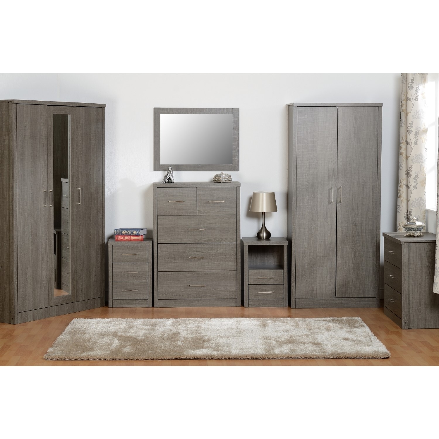 Seconique Lisbon Light Oak Bedroom Furniture Range Wardrobe Drawers & Bedside 