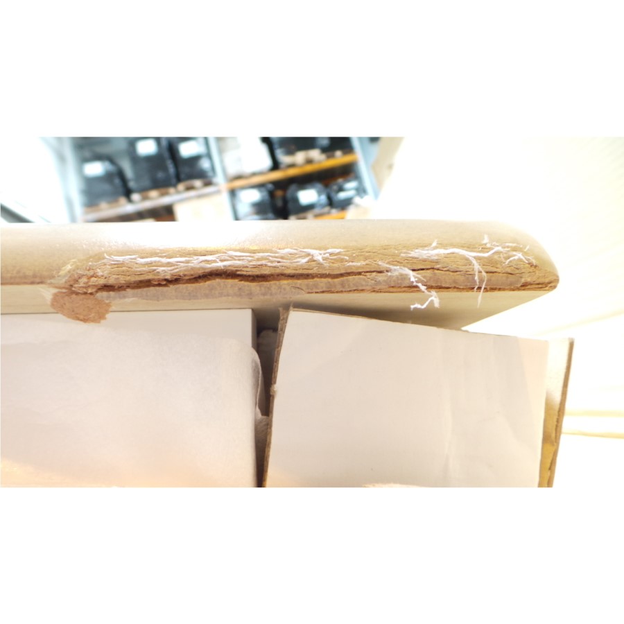 GRADE A3 - Rhode Island Rectangular Dining Table Extendable White/Natural