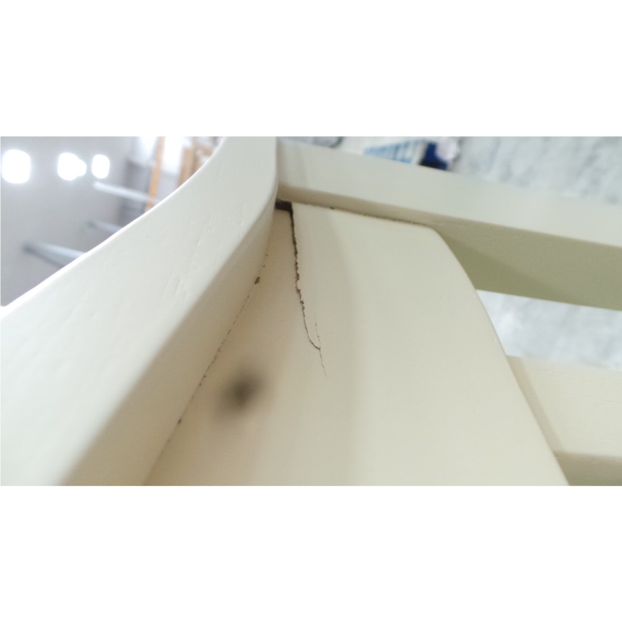 GRADE A2 - Julian Bowen Olivia Stone White Single Bed