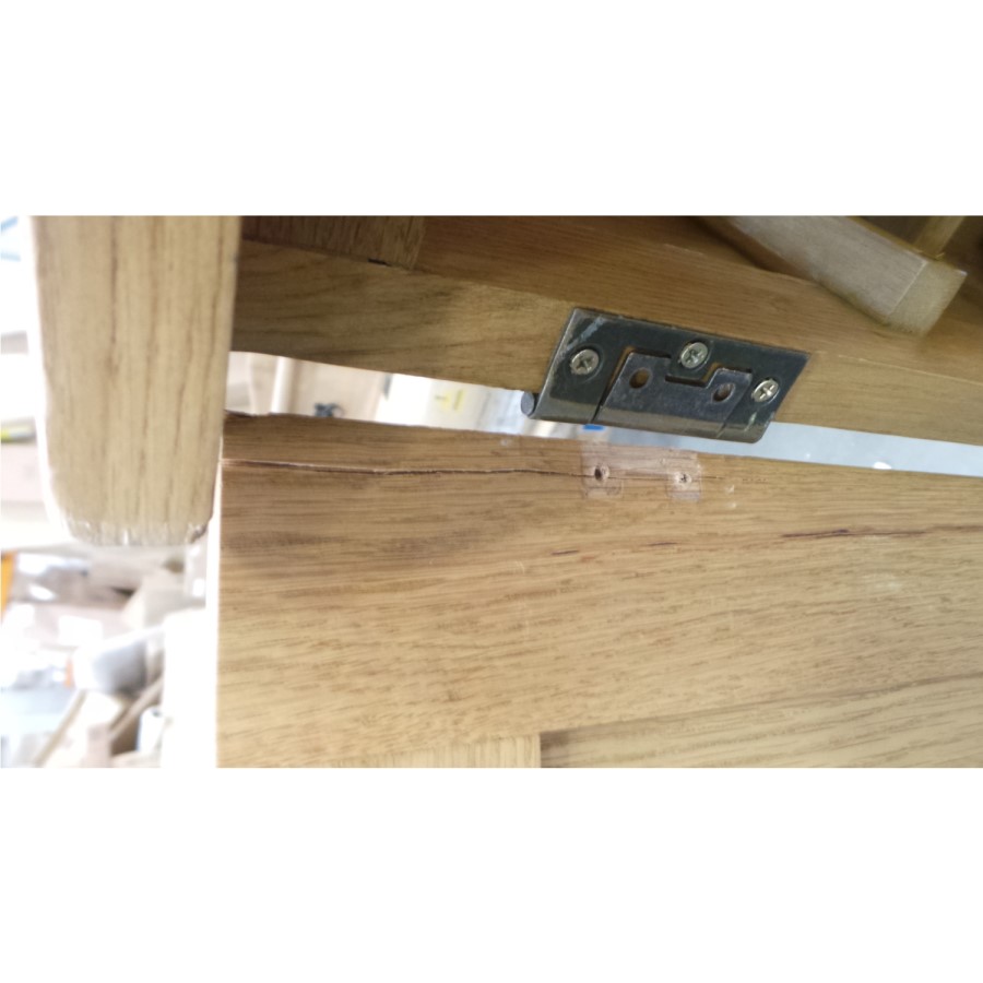 GRADE A2 - Windsor Solid Oak Shoe Storage Cupboard - 15 Pairs