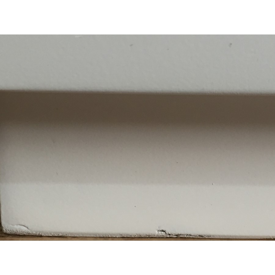 GRADE A2 - AmberGlo Electric Fireplace Suite with Inset Fire & White Surround - Lassen Range