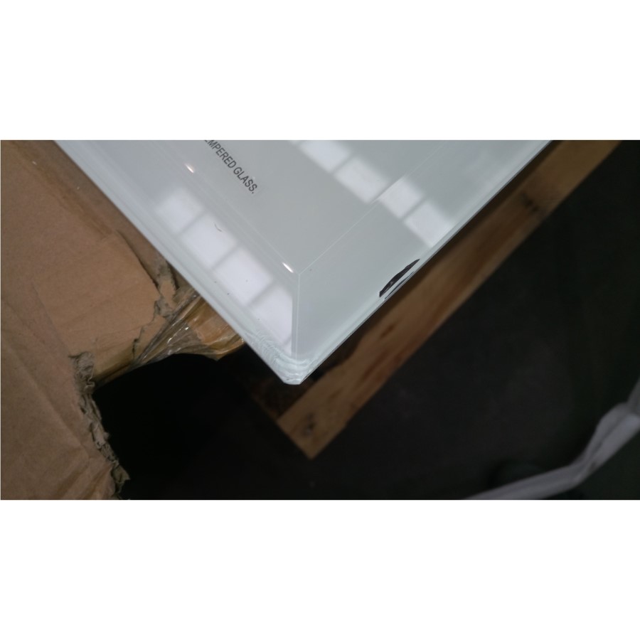 GRADE A2 - Louis Mirrored Dining Table in White - Vida Living - Seats 4-6 160cm