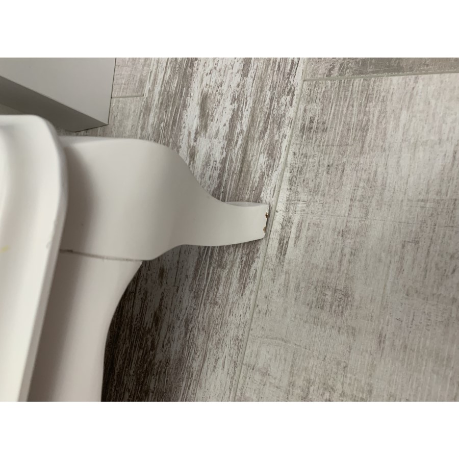 GRADE A2 - Florentine Triple White Wardrobe with Drawers - French Style