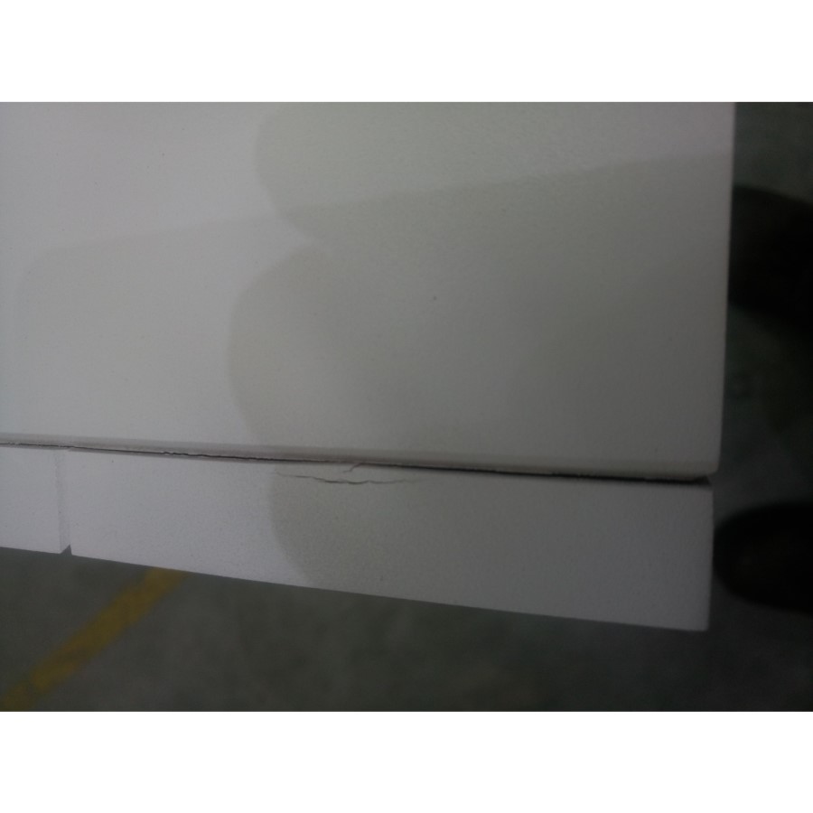 GRADE A2 - Suncrest Cleadon Electric Low Level Fireplace Suite in white With Wide Screen Fire