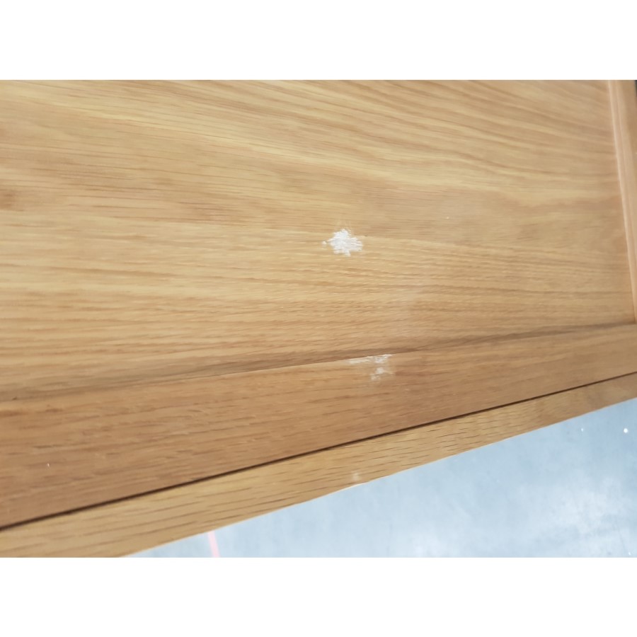 GRADE A2 - Harrington Solid Oak 3+2 Chests of Drawers
