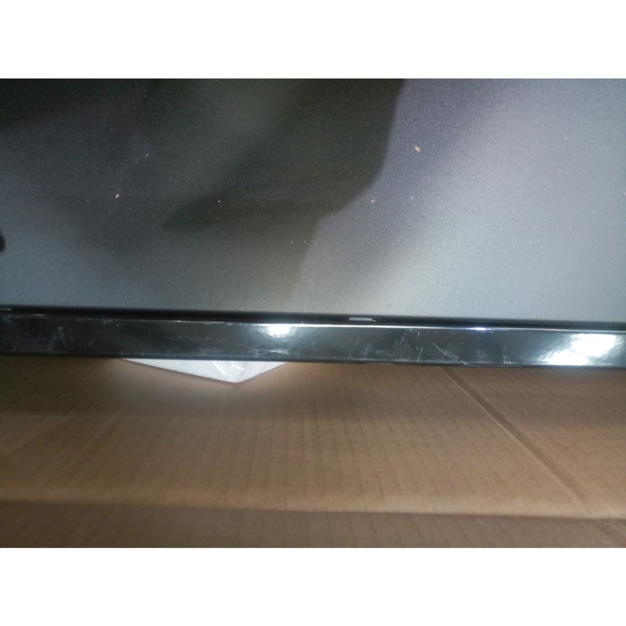 GRADE A2 - AmberGlo Mirrored Electric Wall Mounted Fire in Black - 60 Inch