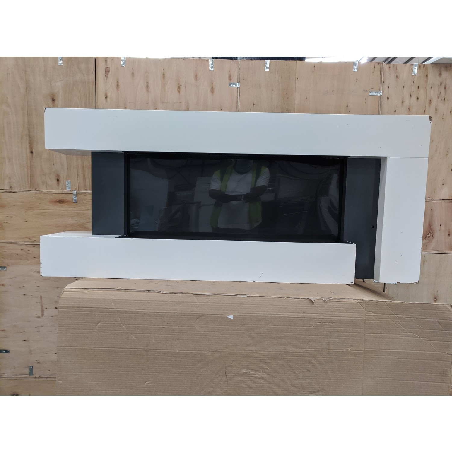 GRADE A3 White Wall Mounted Electric Fireplace Suite with LED Lights