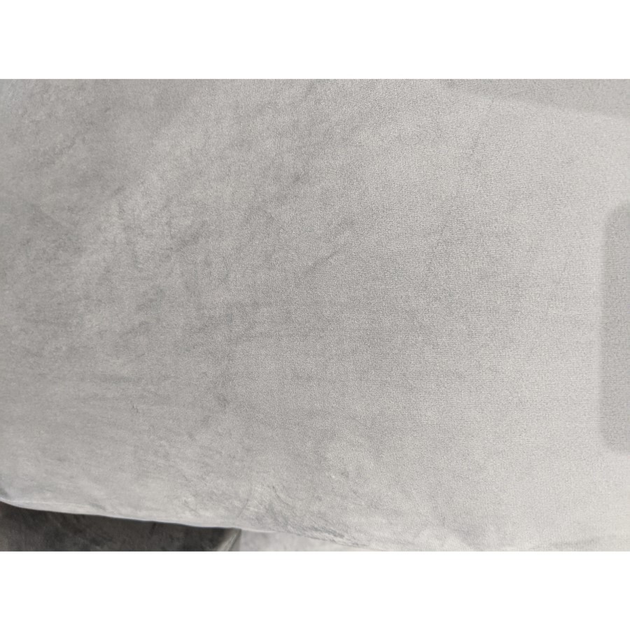 GRADE 2 - Silver Grey Velvet Armchair - Payton