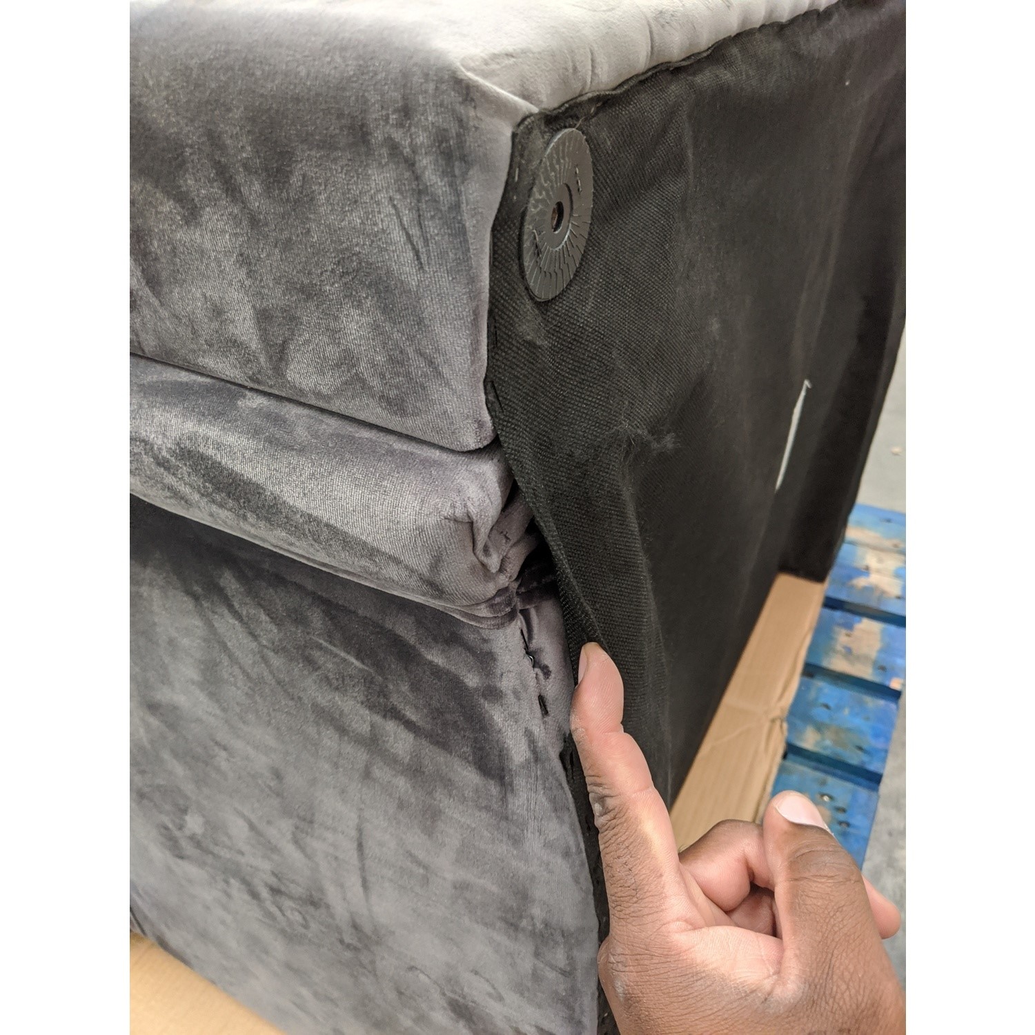 GRADE A3 Silver Grey Velvet Loveseat Payton Furniture123