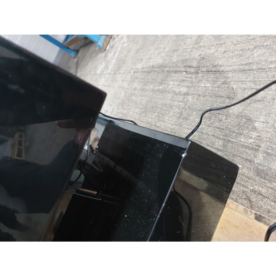 GRADE A2 - Extra Large Black Gloss TV Stand with LEDs- TV's up to 80" - Evoque