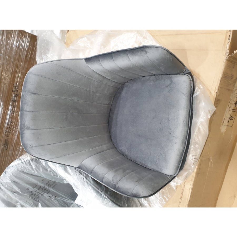 GRADE A2 - Set of 2 Grey Velvet Dining Tub Chairs with Chrome Legs - Logan