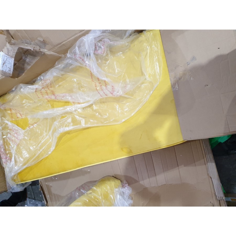 GRADE A2 - Christiana Mustard Yellow Velvet Chaise Longue Chair - Right Hand Facing