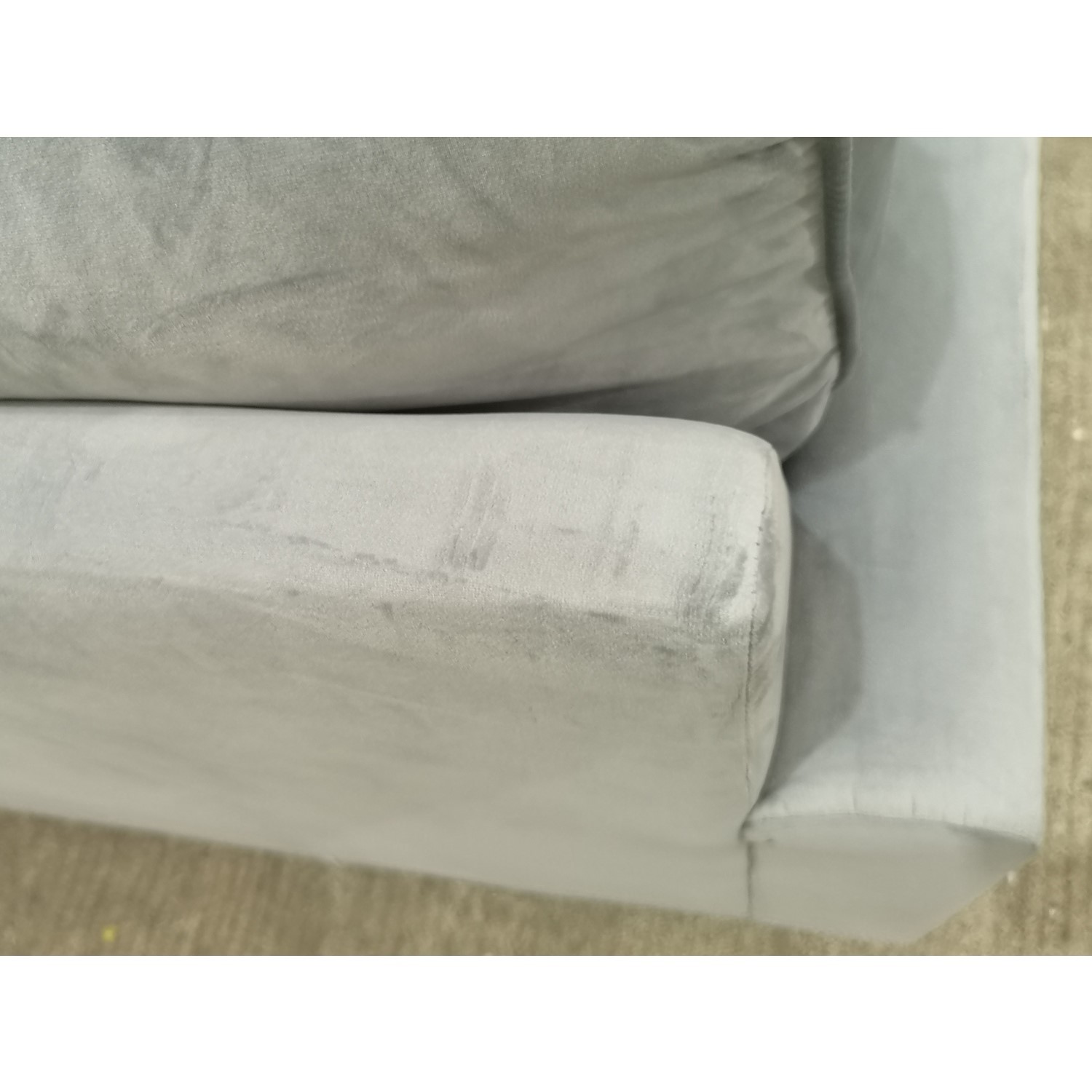 GRADE A2 Silver Grey Velvet Loveseat Payton Furniture123