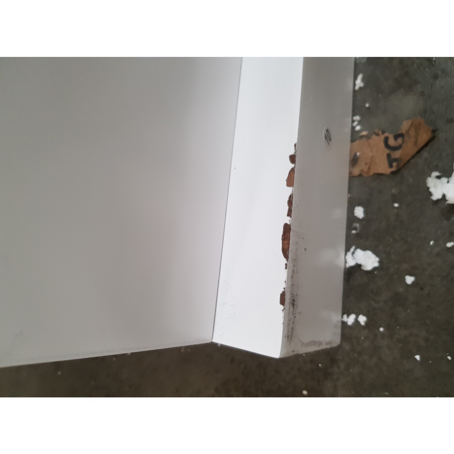 GRADE A2 AmberGlo White Matte Electric Fire Suite Remote Controlled