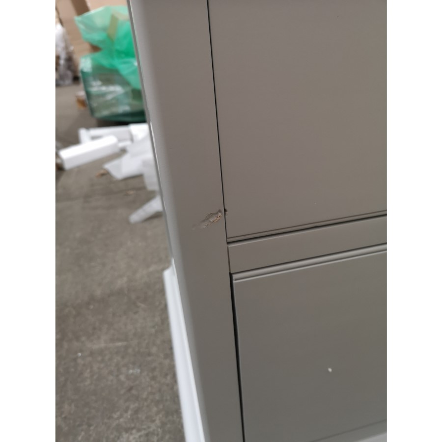 GRADE A2 - Darley Two Tone Chest of Drawers in Solid Oak and Light Grey