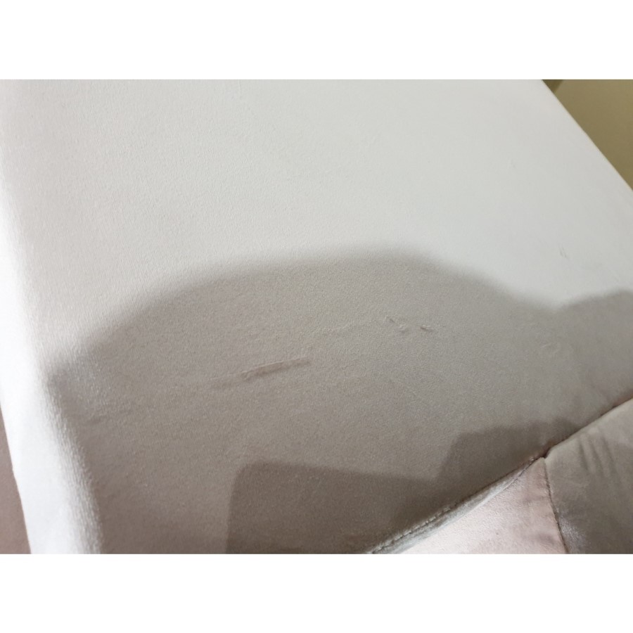 GRADE A2 - Light Pink Velvet Armchair - Payton