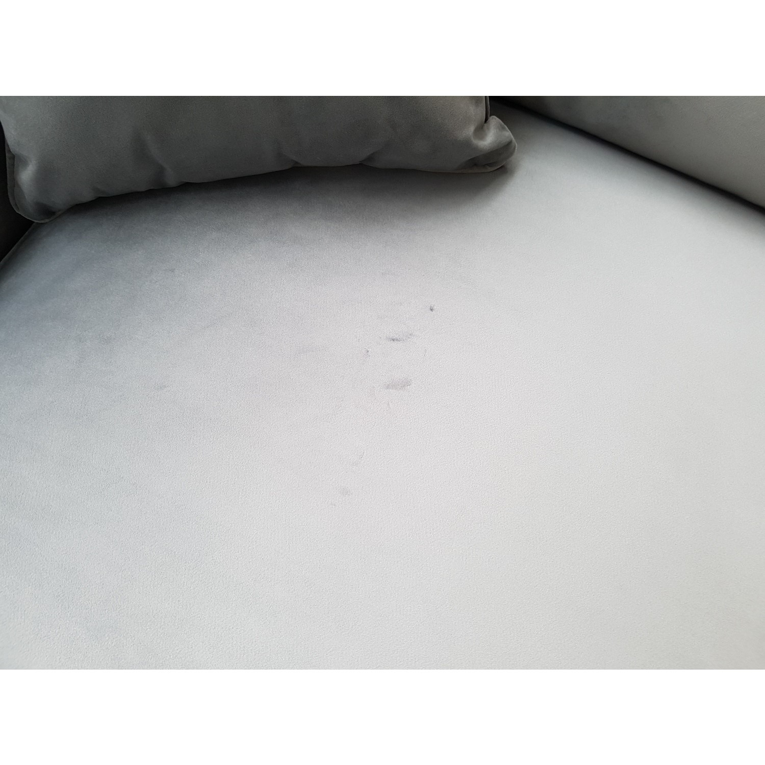 GRADE A2 Silver Grey Velvet Loveseat Payton Furniture123