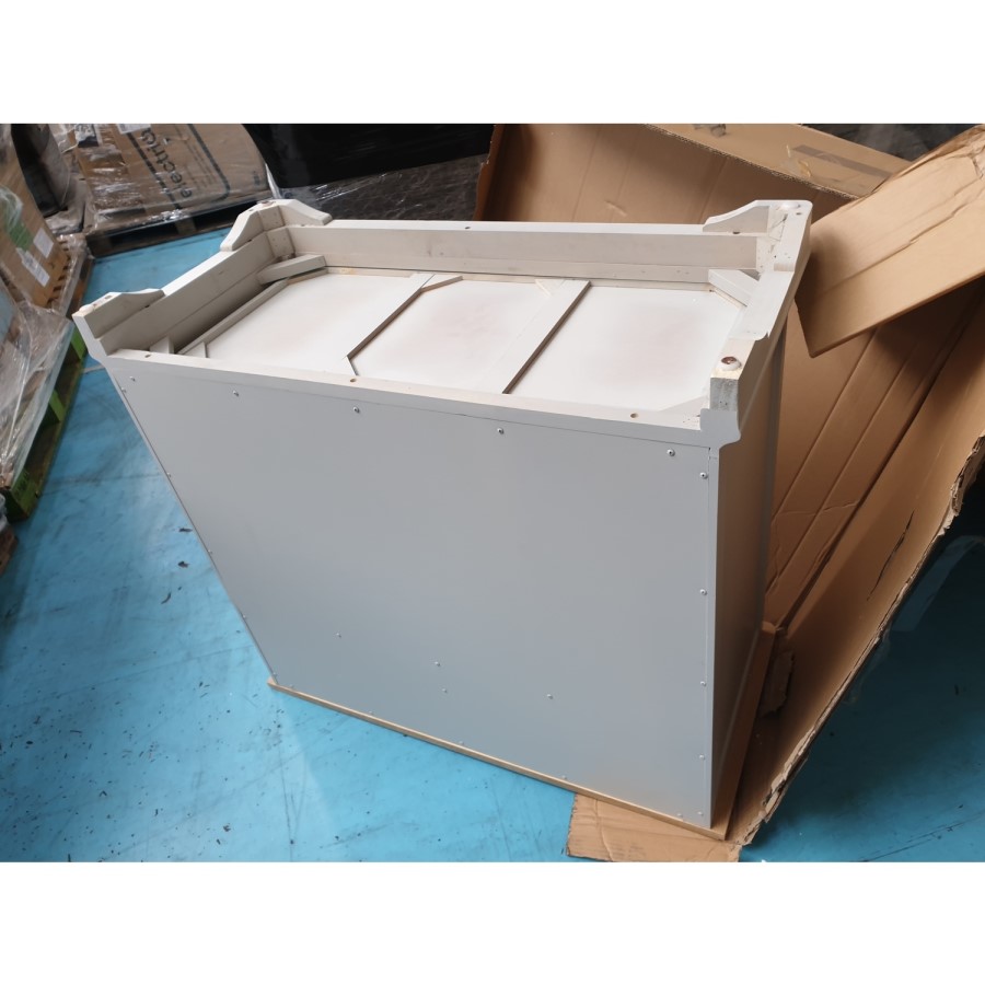 GRADE A2 - Darley Two Tone Chest of Drawers in Solid Oak and Light Grey