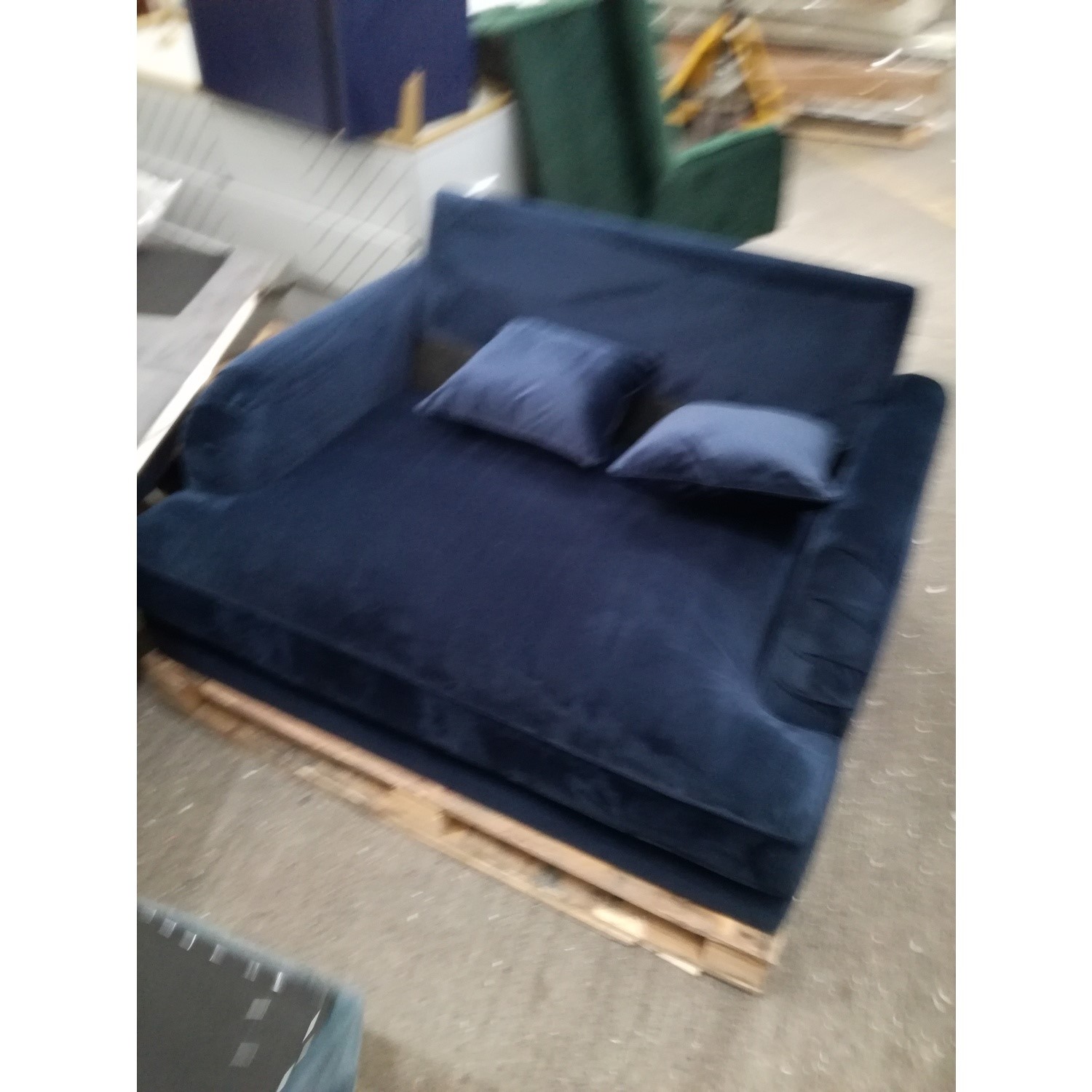 GRADE A2 Navy Blue Velvet Loveseat Payton Furniture123