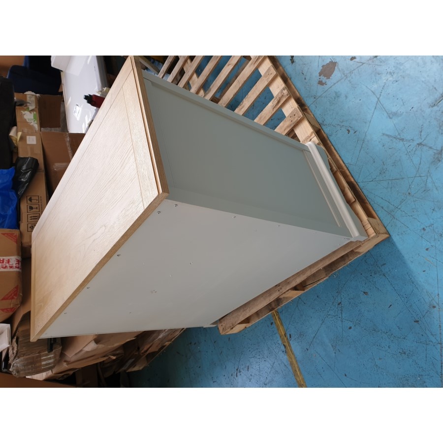 GRADE A2 - Darley Two Tone Chest of Drawers in Solid Oak and Light Grey