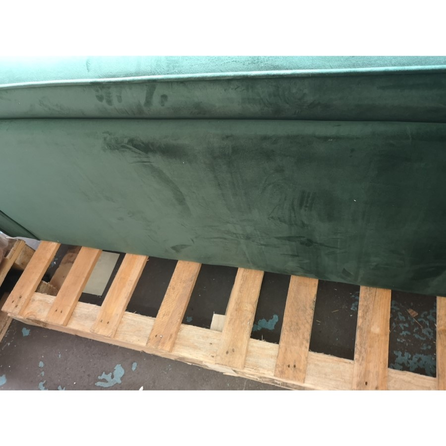 GRADE A2 - Buttoned Green Velvet Sofa - 3 Seater with Cushions - Elba