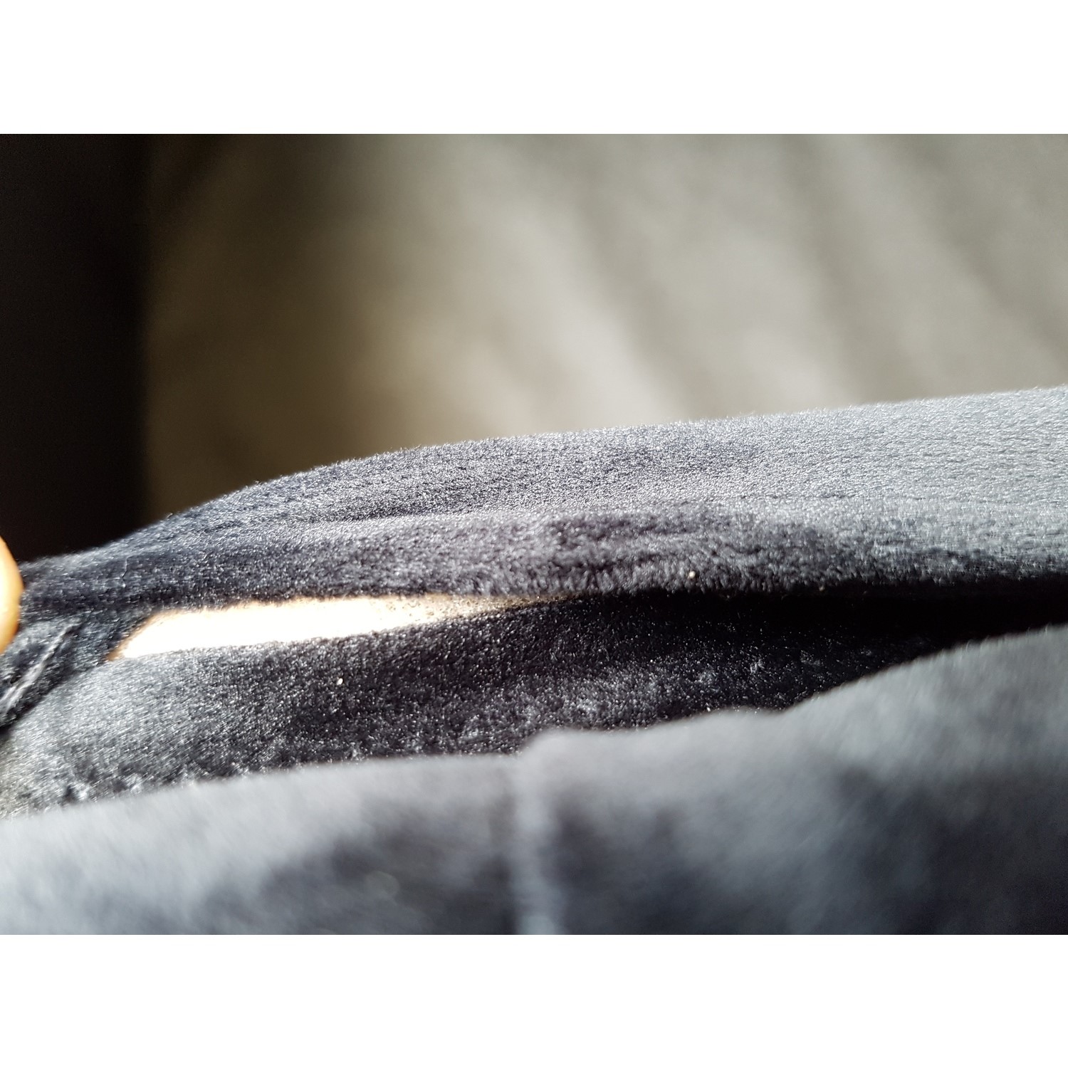 GRADE A2 Black Velvet Storage Coffee Table with Glass Top Buttoned