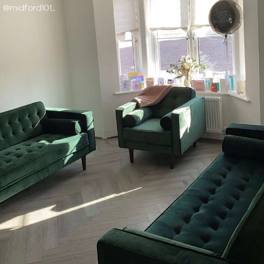 GRADE A2 - Buttoned Green Velvet Sofa - 3 Seater with Cushions - Elba