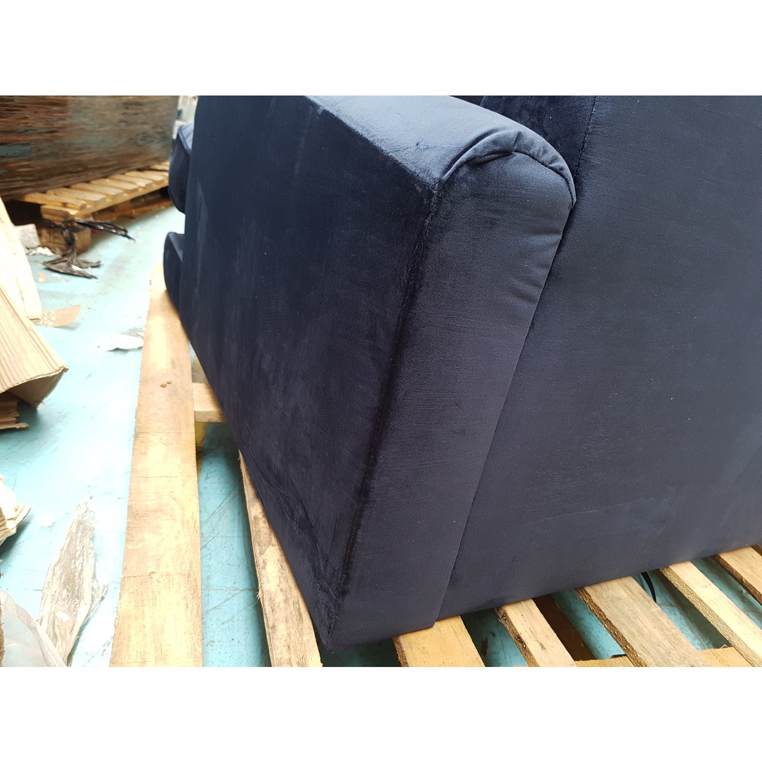 GRADE A2 Navy Blue Velvet Loveseat Payton Furniture123